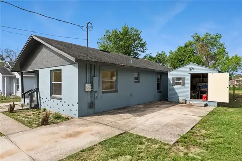 2260 Dolarway Street Sanford FL 32771