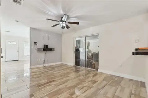 2260 Dolarway Street Sanford FL 32771