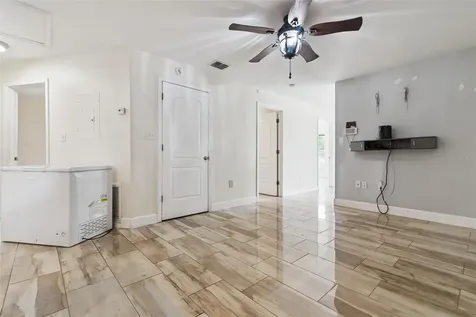 2260 Dolarway Street Sanford FL 32771