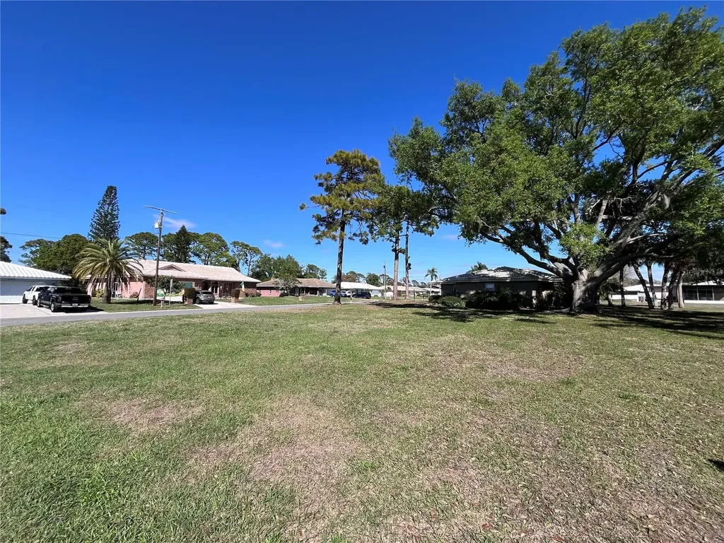 618 Rubens Drive Nokomis FL 34275