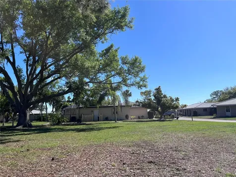 618 Rubens Drive Nokomis FL 34275