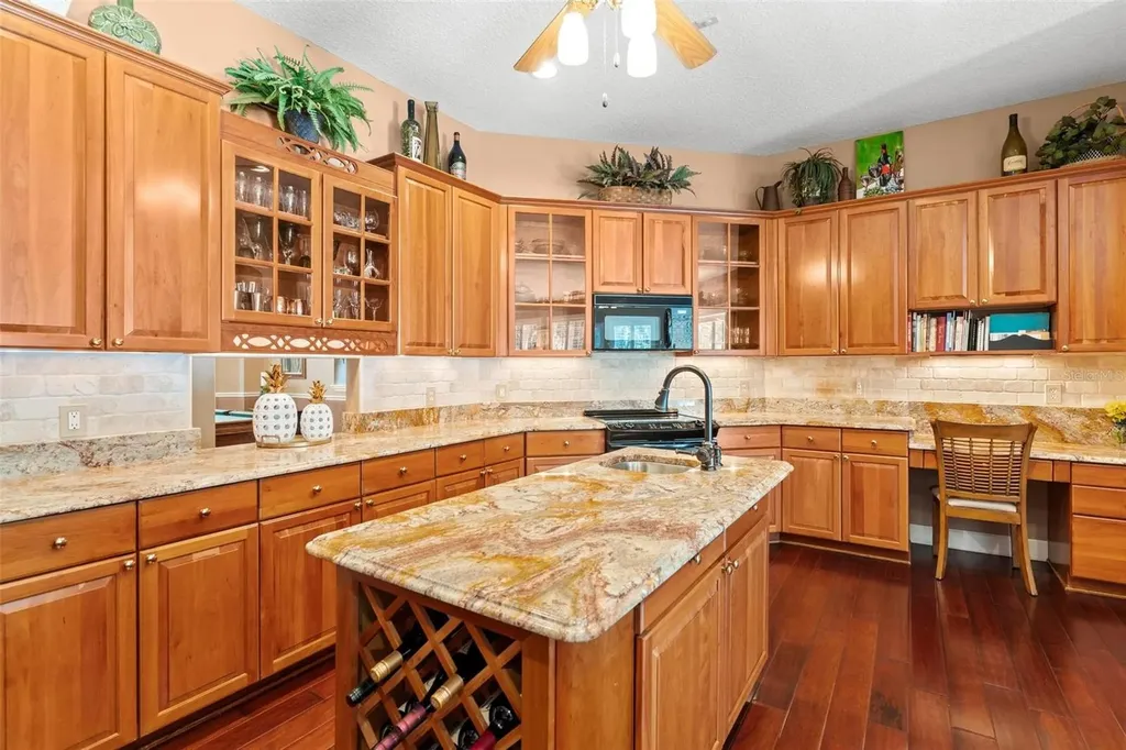 926 Hawk Landing Fruitland Park FL 34731