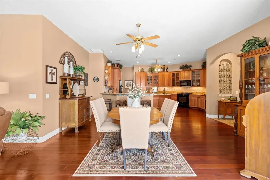 926 Hawk Landing Fruitland Park FL 34731