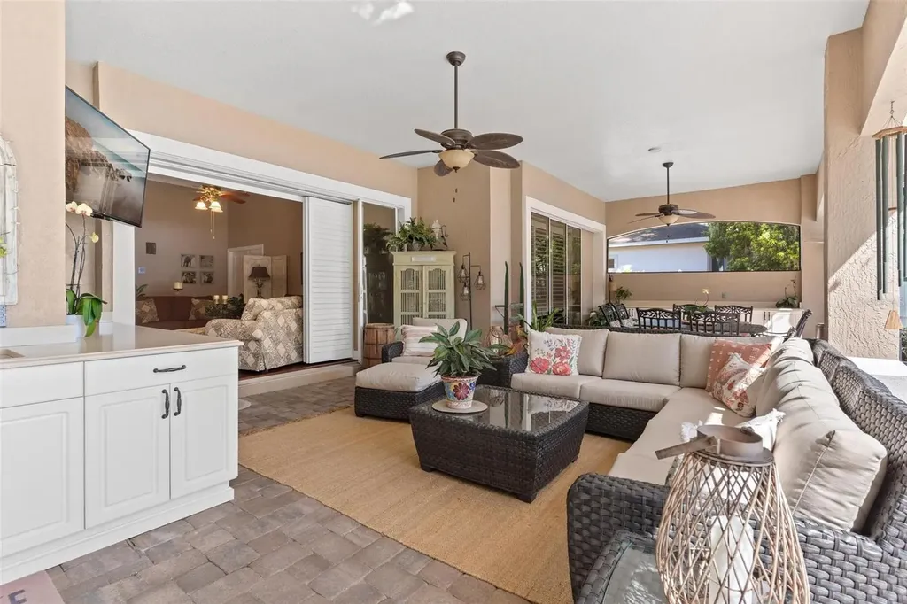 926 Hawk Landing Fruitland Park FL 34731