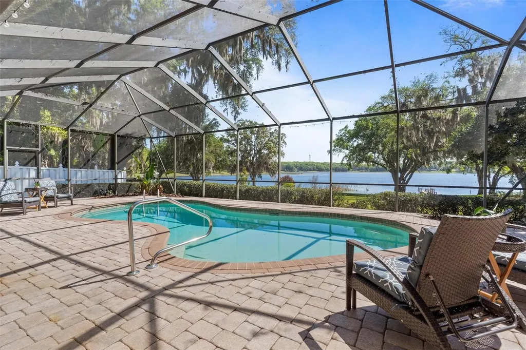 926 Hawk Landing Fruitland Park FL 34731