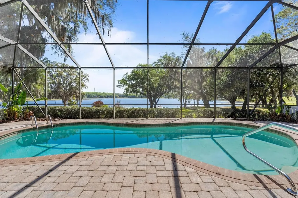 926 Hawk Landing Fruitland Park FL 34731