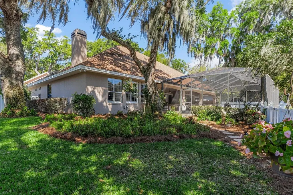 926 Hawk Landing Fruitland Park FL 34731