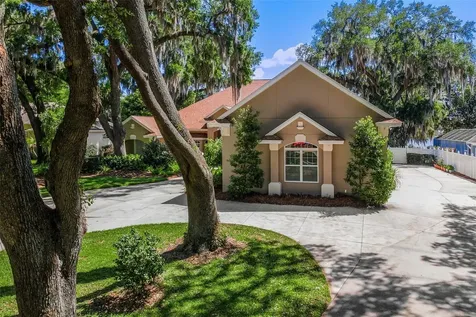 926 Hawk Landing Fruitland Park FL 34731