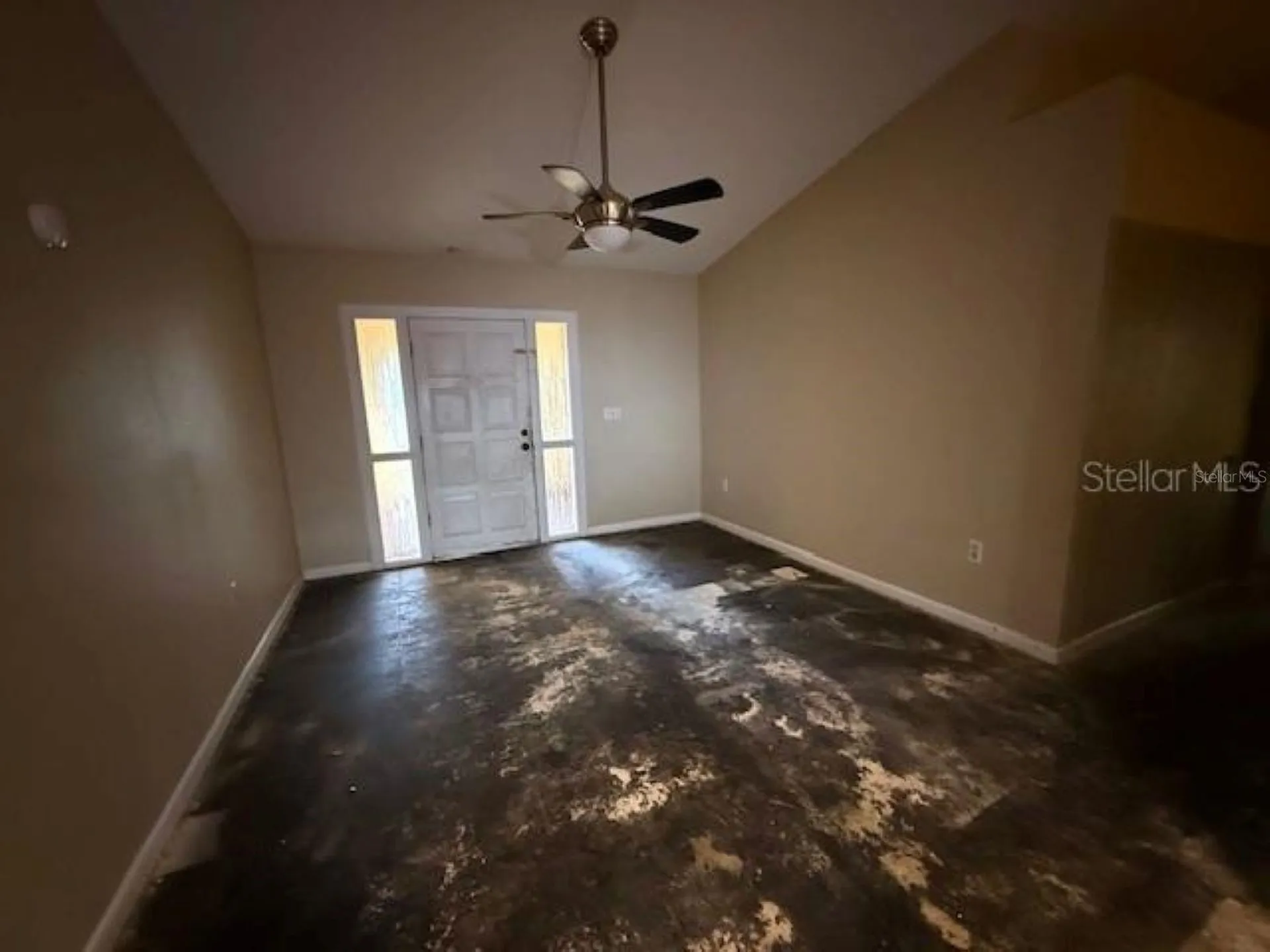 701 Madison Street Tavares FL 32778