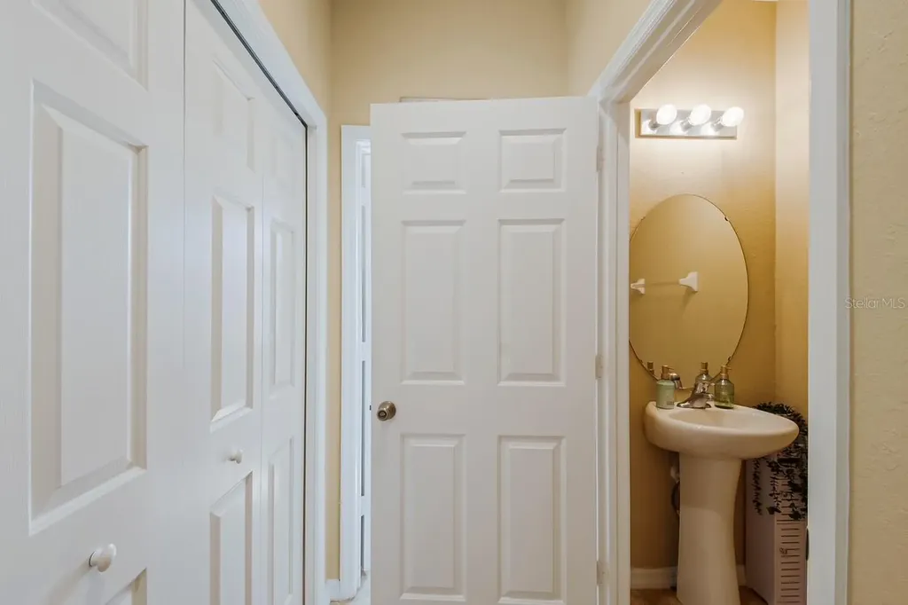 1426 Pacific Road Kissimmee FL 34759