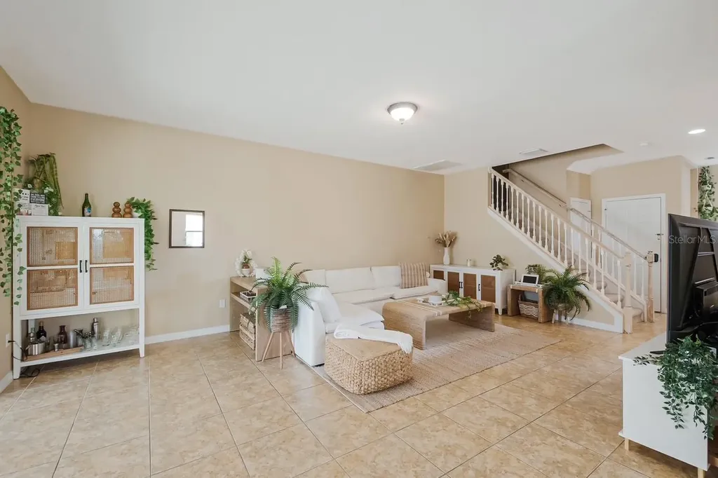 1426 Pacific Road Kissimmee FL 34759