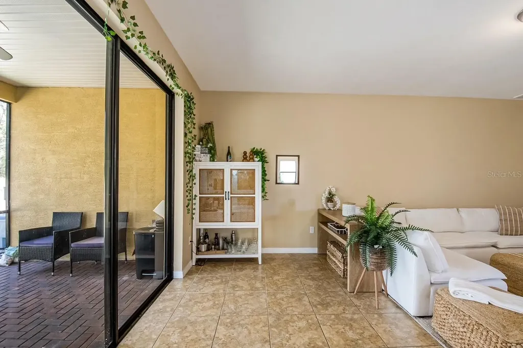 1426 Pacific Road Kissimmee FL 34759