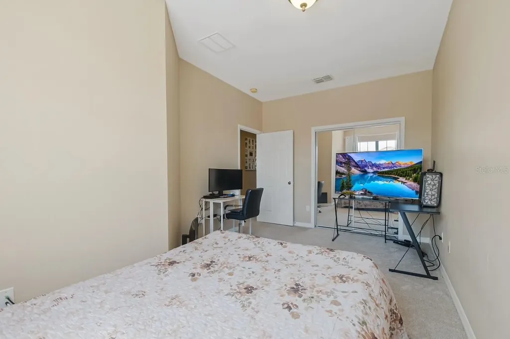 1426 Pacific Road Kissimmee FL 34759