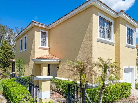 1426 Pacific Road Kissimmee FL 34759