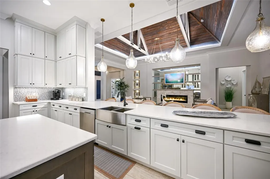 664 Regatta Way Bradenton FL 34208