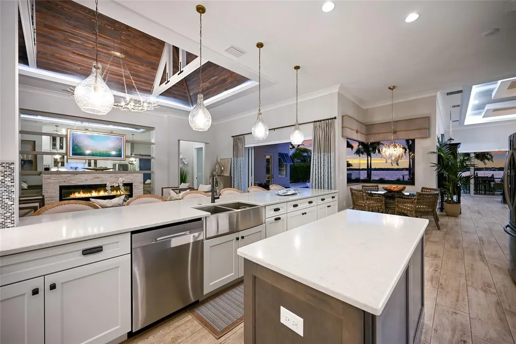 664 Regatta Way Bradenton FL 34208