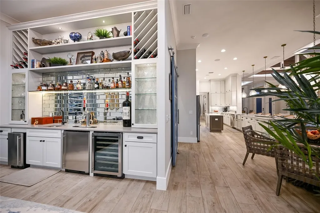 664 Regatta Way Bradenton FL 34208