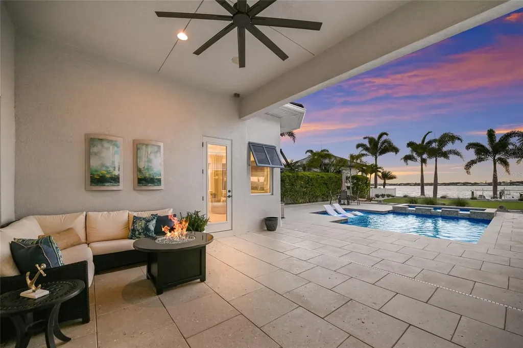 664 Regatta Way Bradenton FL 34208