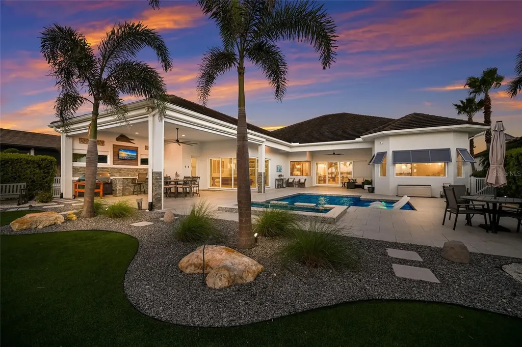 664 Regatta Way Bradenton FL 34208