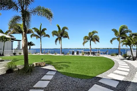 664 Regatta Way Bradenton FL 34208