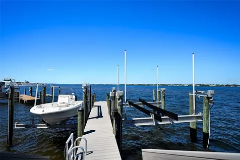 664 Regatta Way Bradenton FL 34208