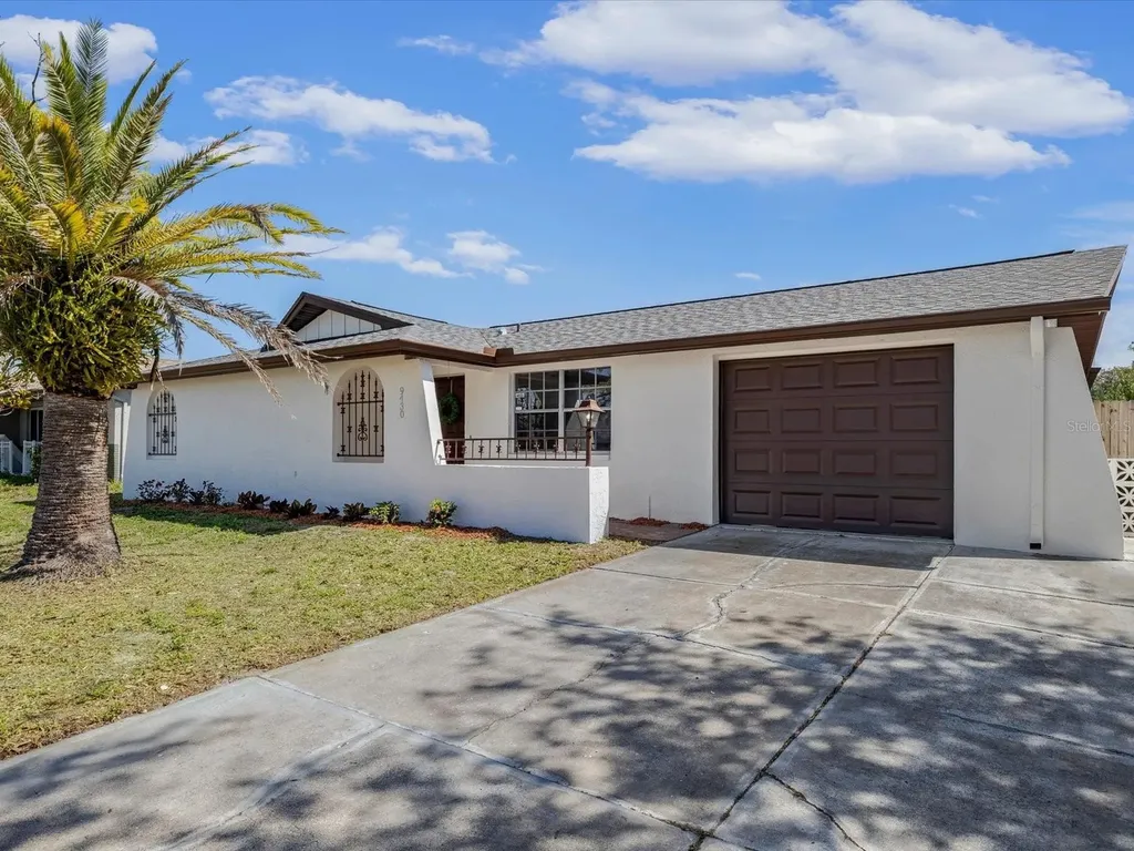 9430 Glen Moor Lane Port Richey FL 34668