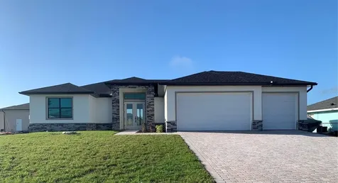 15619 Staunton Circle Port Charlotte FL 33981