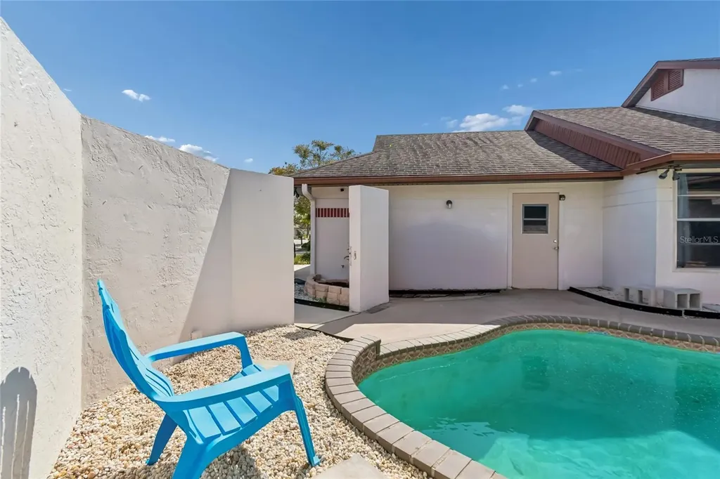 7123 Silvermill Drive Tampa FL 33635
