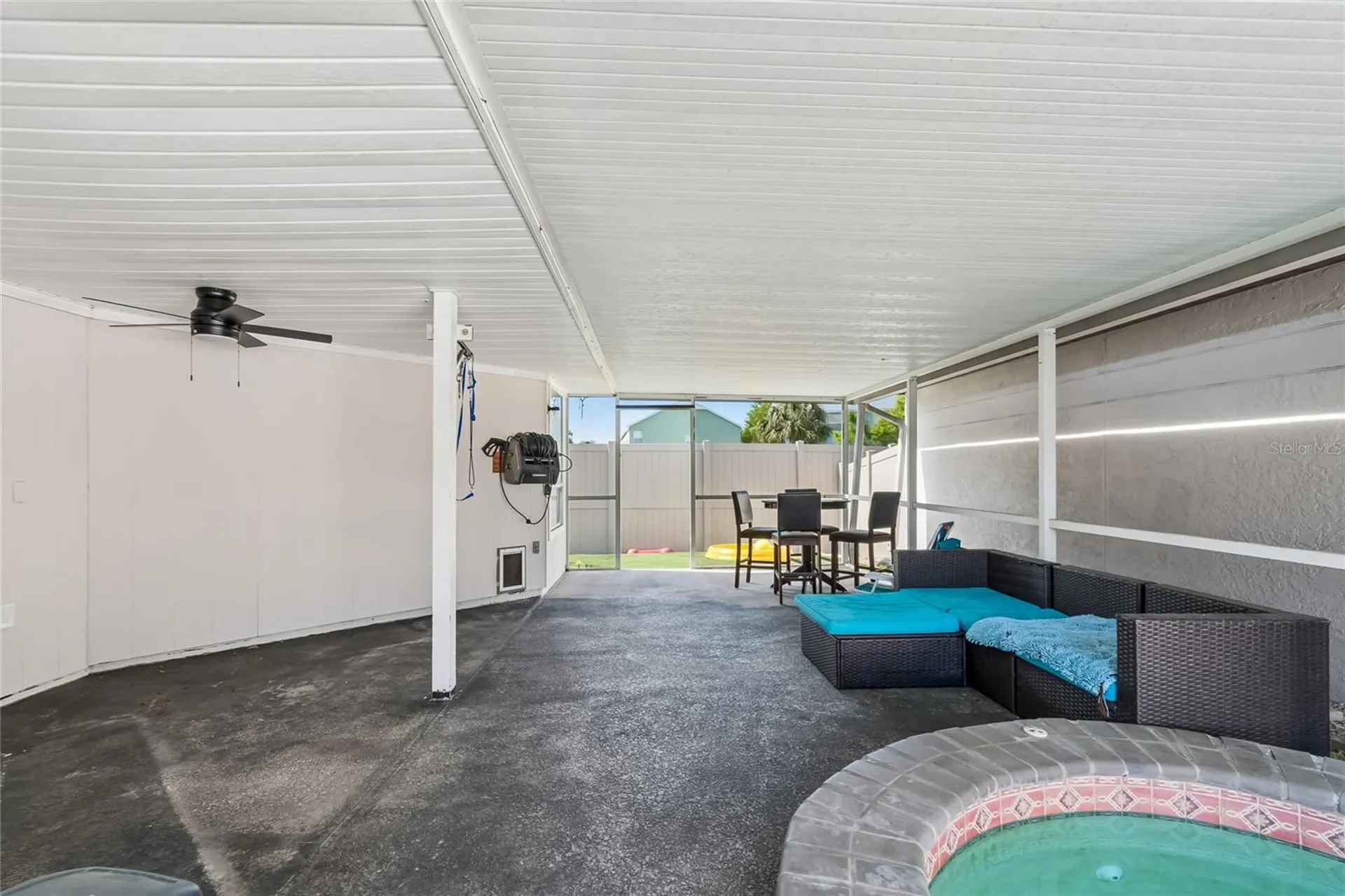 7123 Silvermill Drive Tampa FL 33635