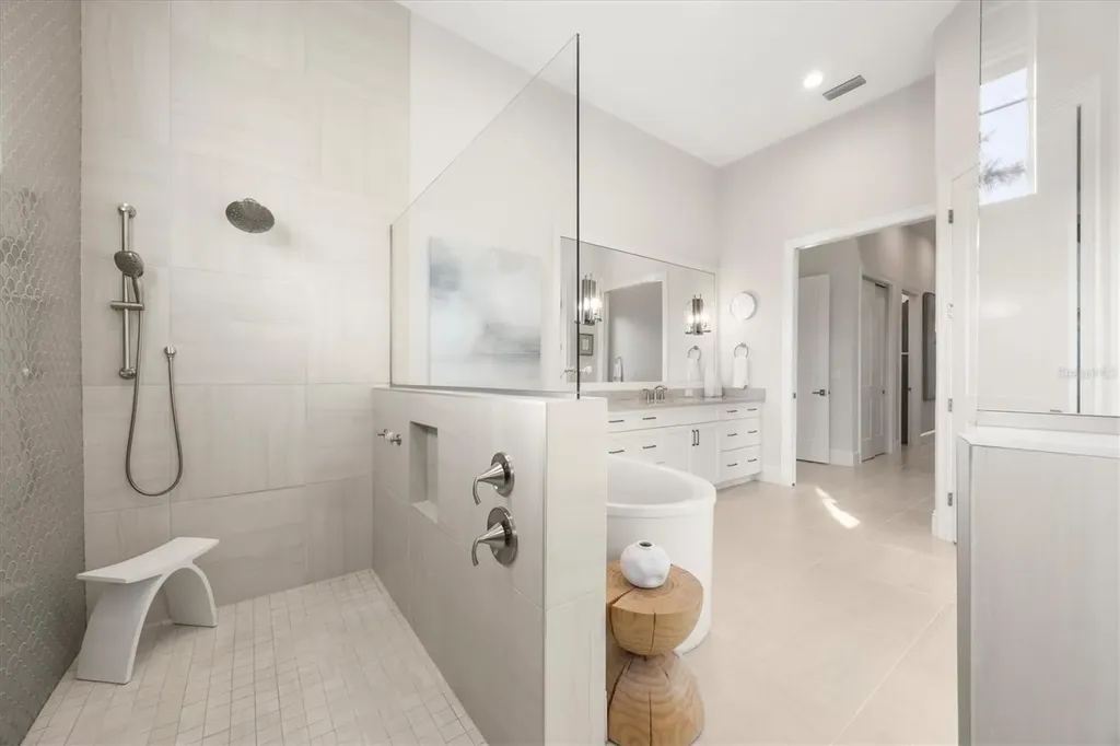 8465 Pavia Way Lakewood Ranch FL 34202