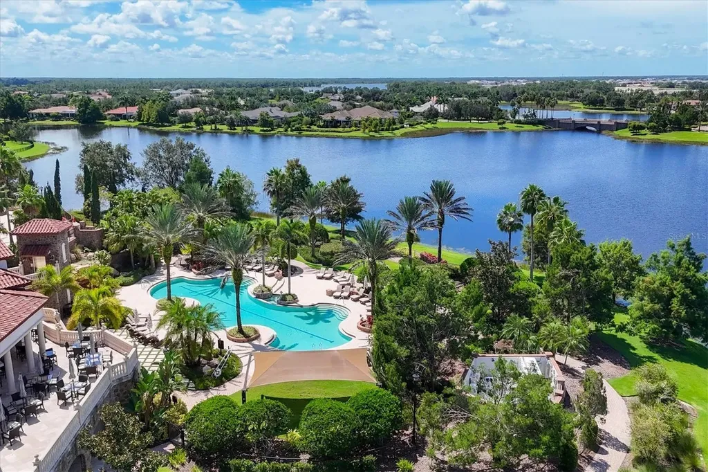 8465 Pavia Way Lakewood Ranch FL 34202