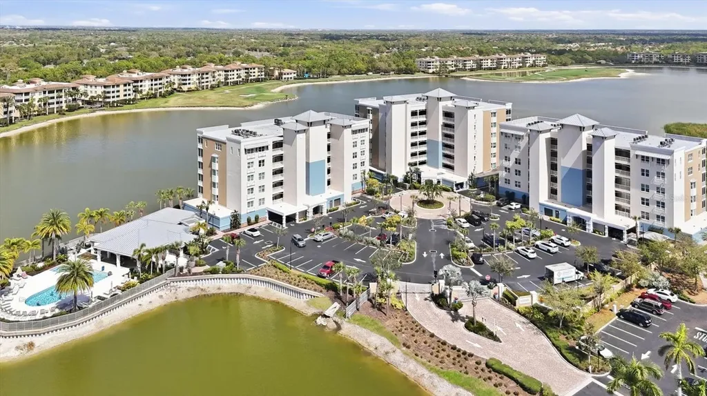 10510 Boardwalk Loop Lakewood Ranch FL 34202