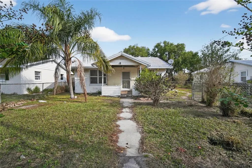 2446 E Magnolia Street Lakeland FL 33801