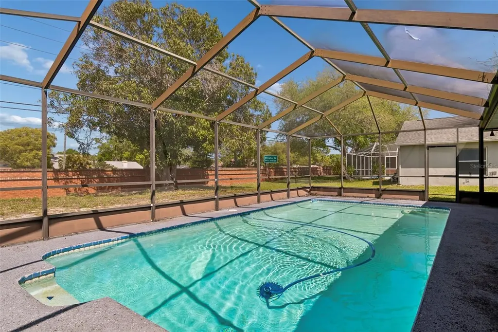 1039 Northridge Drive Palm Harbor FL 34683