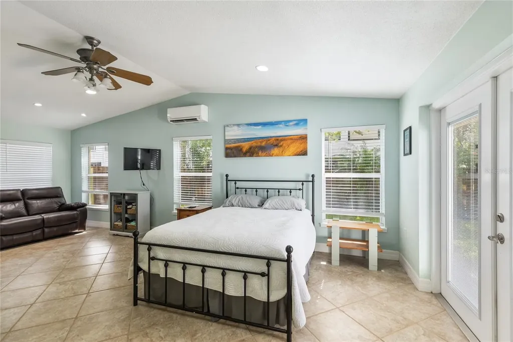 2287 Carolyn Drive Dunedin FL 34698