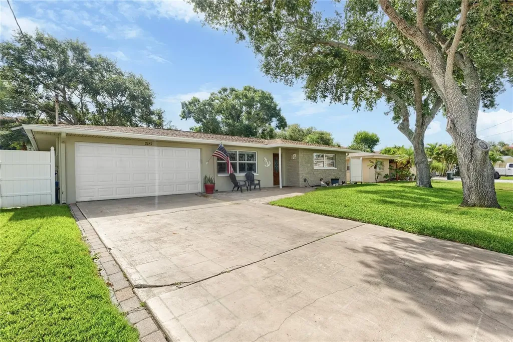 2287 Carolyn Drive Dunedin FL 34698