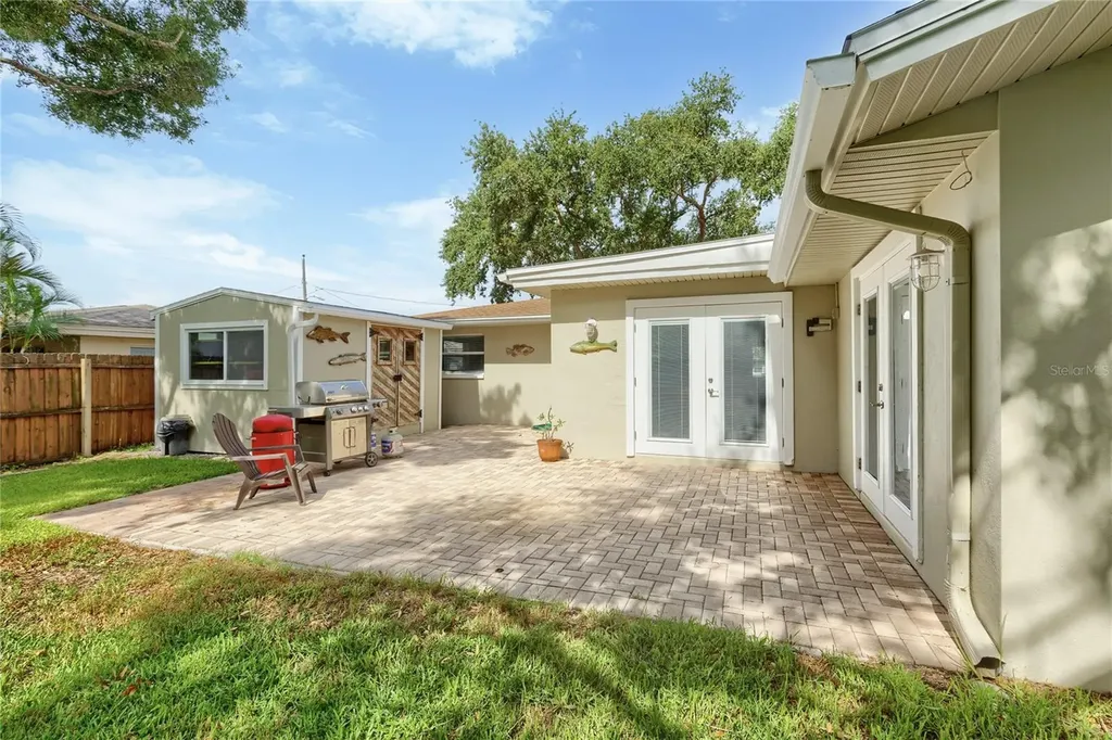 2287 Carolyn Drive Dunedin FL 34698