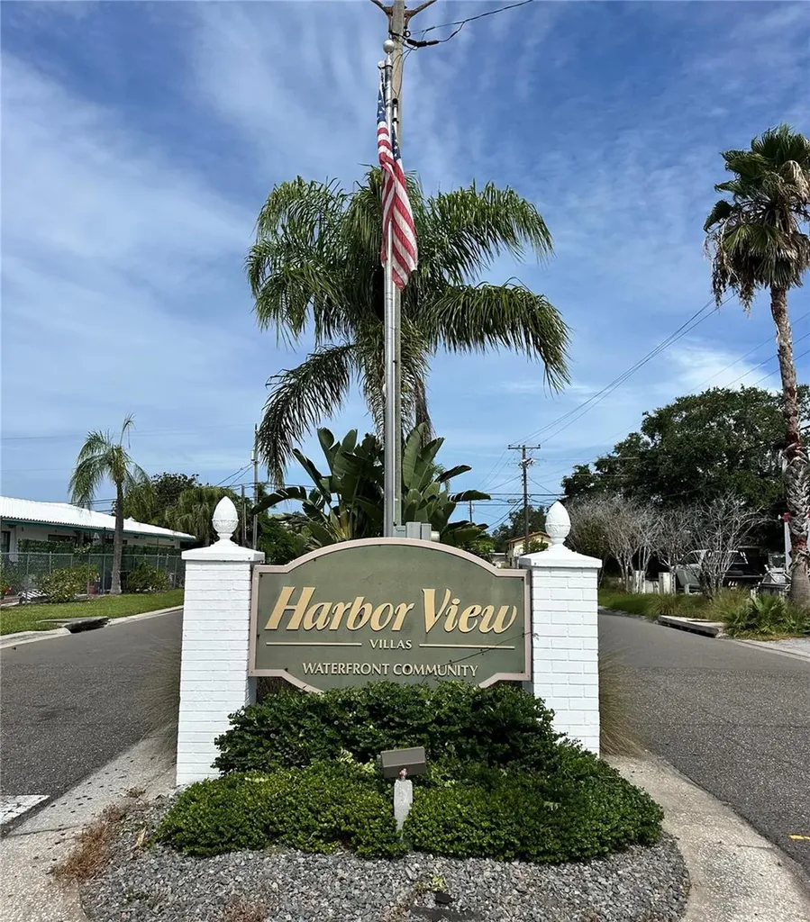 2287 Carolyn Drive Dunedin FL 34698