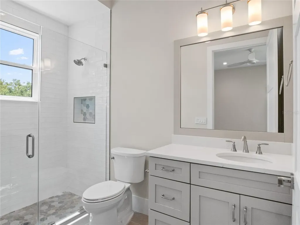 511 Briley Avenue Oakland FL 34760