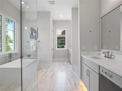 511 Briley Avenue Oakland FL 34760