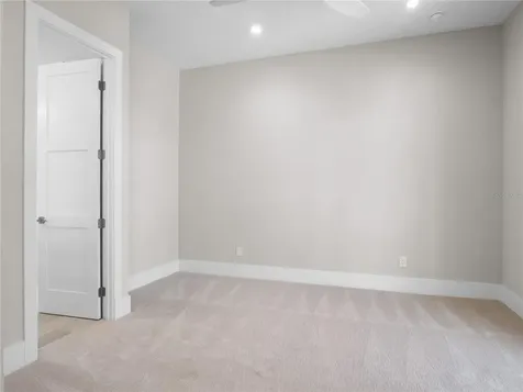 511 Briley Avenue Oakland FL 34760
