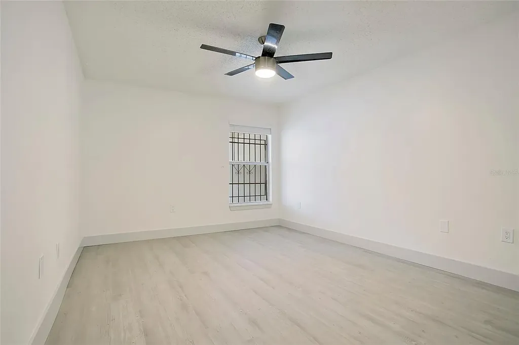 2861 Willow Run Orlando FL 32808