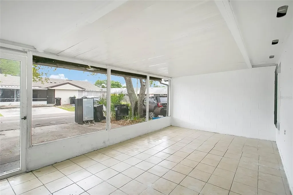 2861 Willow Run Orlando FL 32808