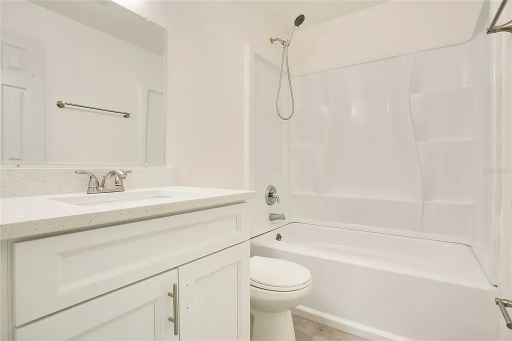 2861 Willow Run Orlando FL 32808