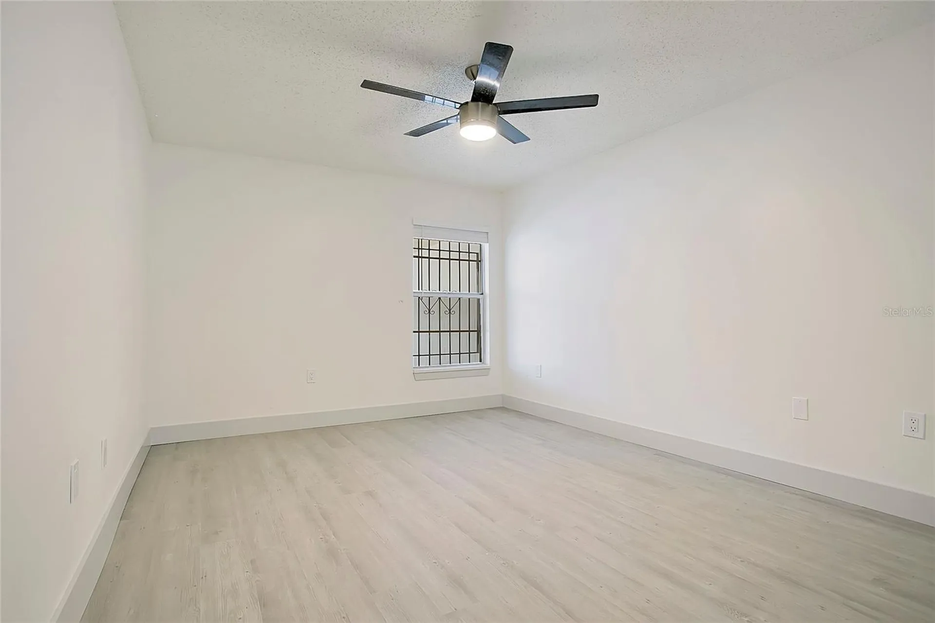 2861 Willow Run Orlando FL 32808