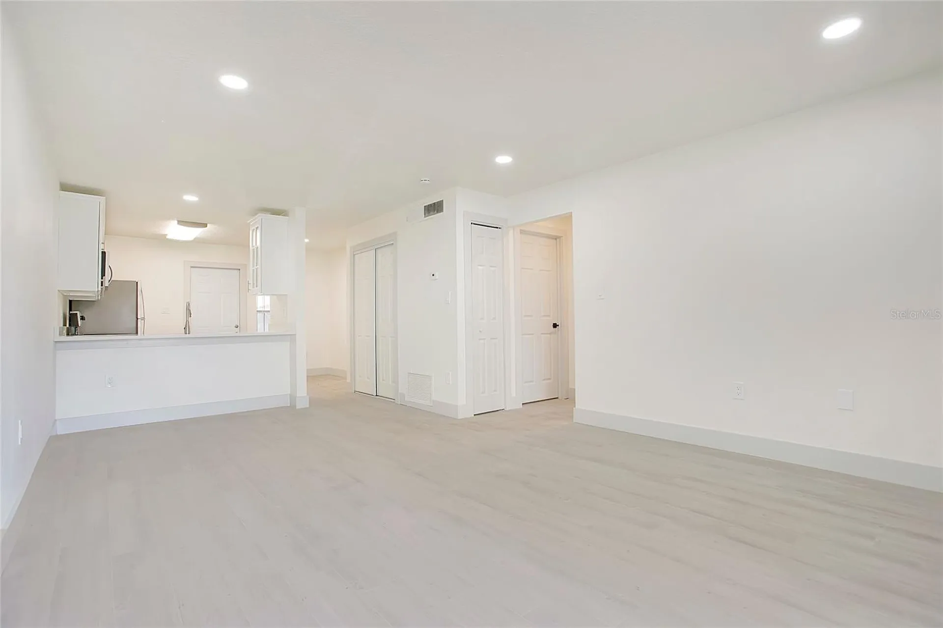 2861 Willow Run Orlando FL 32808