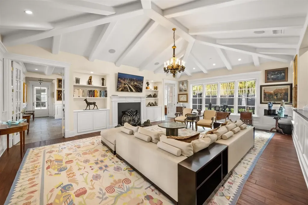 1760 Via Venetia Winter Park FL 32789