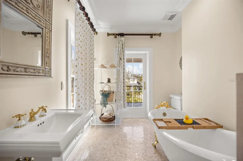 1760 Via Venetia Winter Park FL 32789