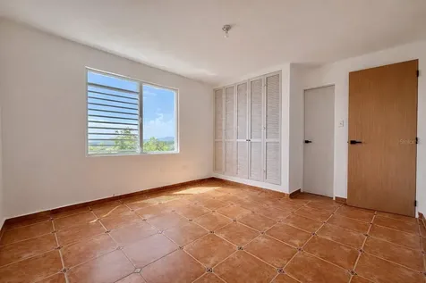 Carr. 906 Lot. 9 Yabucoa PR 00767