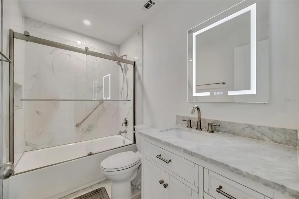 9819 Hernando Court Bradenton FL 34210